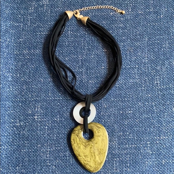 Chicos suede choker necklace NWT - Picture 8 of 10